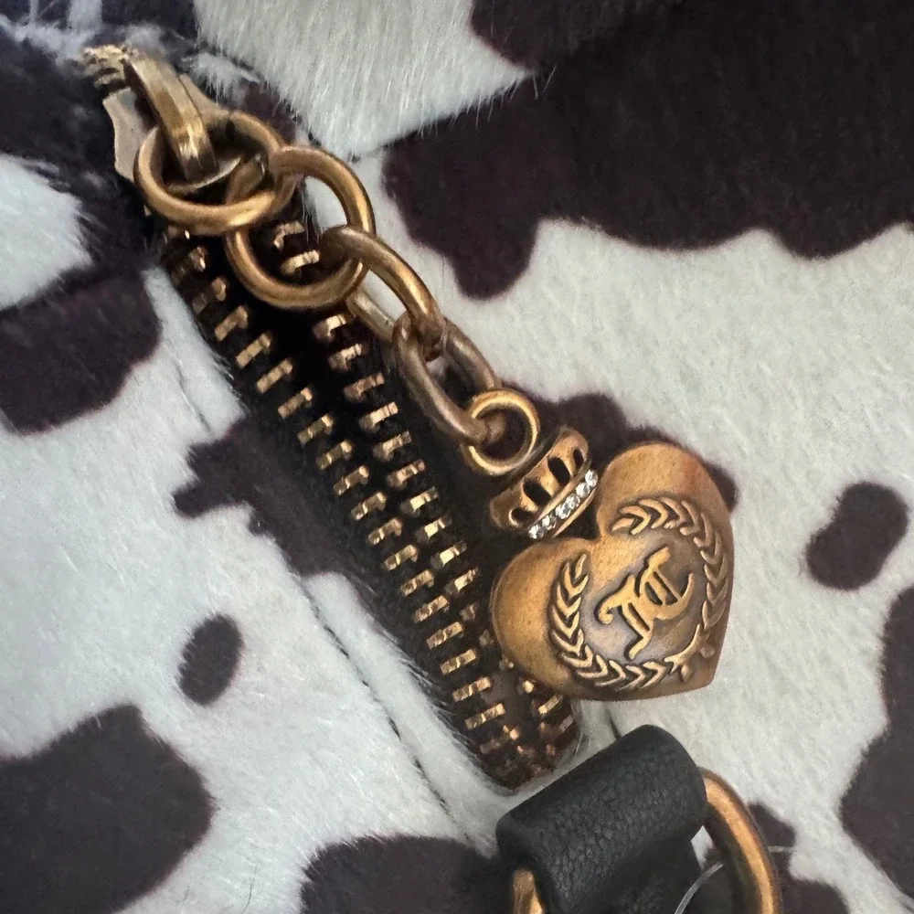 Juicy Cow Western Chic‎   Shoulder Bag Crossbody Strap Charm Bag Bow Heart NWT